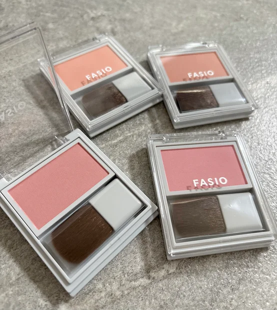 【ファシオ】最強！失敗しにくい フェイスカラー UV 血色感タイプを全色スウォッチ付きでご紹介！
