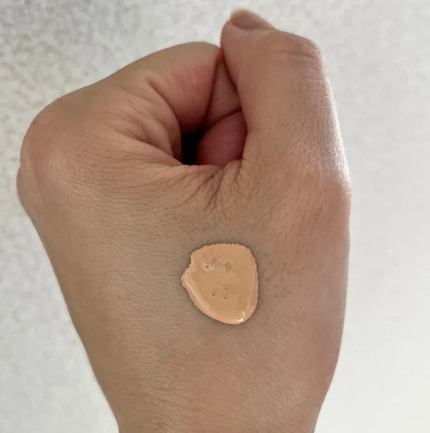 プチプラコスメグランプリ第１位！KATEバーチャルスキンメーカーで毛穴レス美肌に