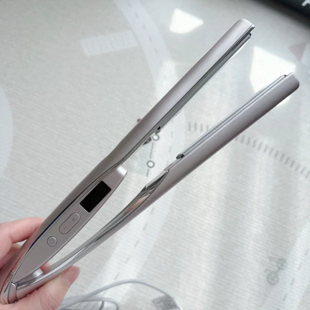 ケアレクト by プリュスオー スムースケアアイロンでサロン帰りの質感へ