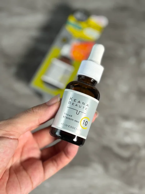 《ケアナボーテ美容液レビュー》明色化粧品の“毛穴専門ケア”が人気の理由