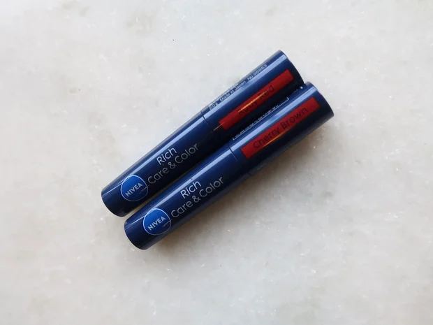 ドラッグストアで買える！ニベアの色付きリップが発色良し＆潤って乾燥対策にも優秀【40代プチプラコスメ】