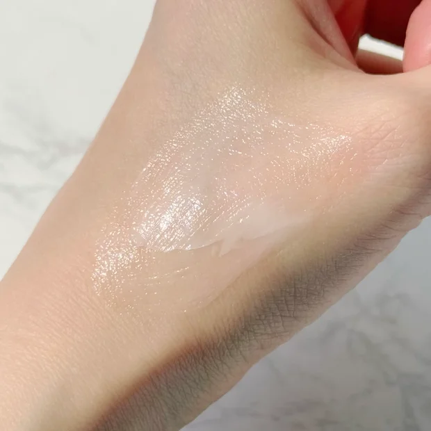 まるで中顔面短縮！？バイオヒールボの最新クリームでふっくらハリ肌