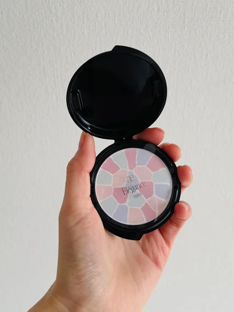 コスメ購入品レビュー【エレガンス】のラ プードル オートニュアンス Ⅶ、セミマットで清々しい明るさに！