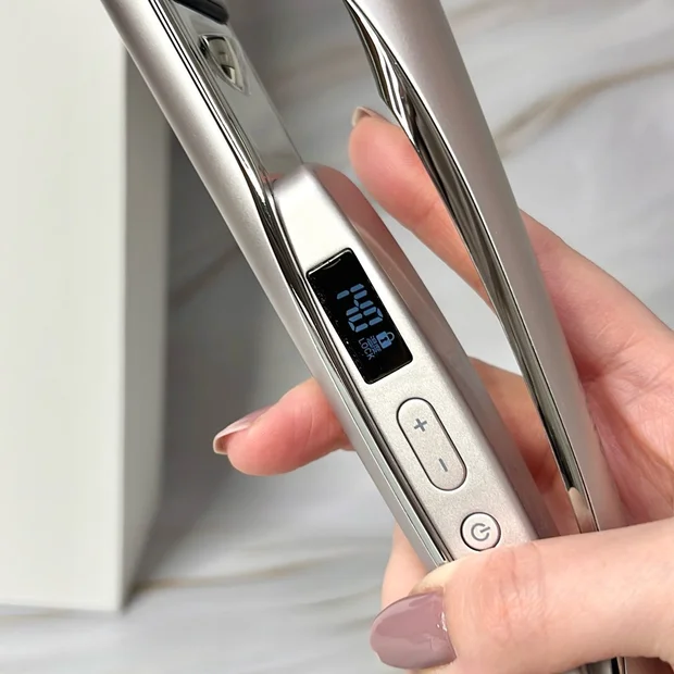 プリュスオーのストレートアイロン"ケアレクト"が良かった！おすすめポイントを解説♡