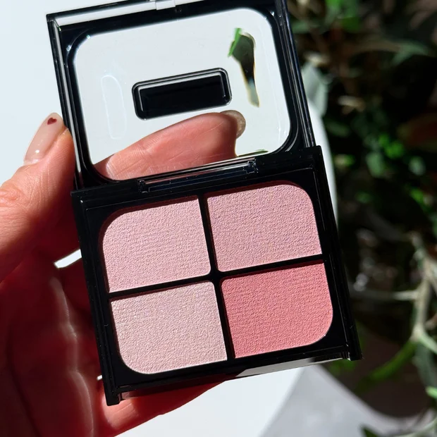 【イエベもブルベも使える◎春色ピンク】話題のKATE「バウンシーチークシャドウ」PK-2をレビュー！