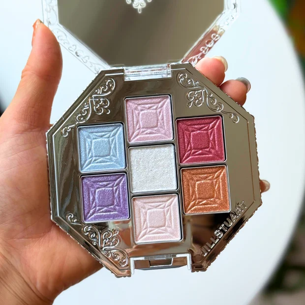 【8/31発売】ジルスチュアートの20周年記念限定パレットをレビュー！イエベブルベ別使い方も解説！