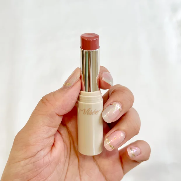 秋メイクの大本命♡30代が似合う赤リップ〈ヴィセ〉エッセンス プランプバームRD480