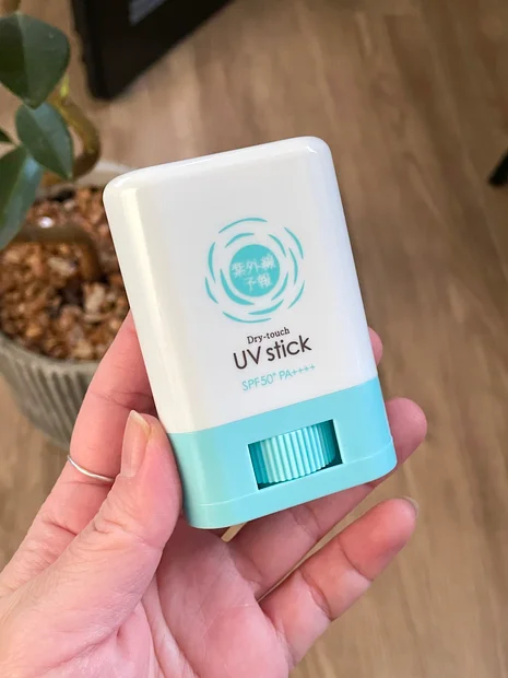 1歳から使える！紫外線予報 さらさらUVスティックFを紹介♩