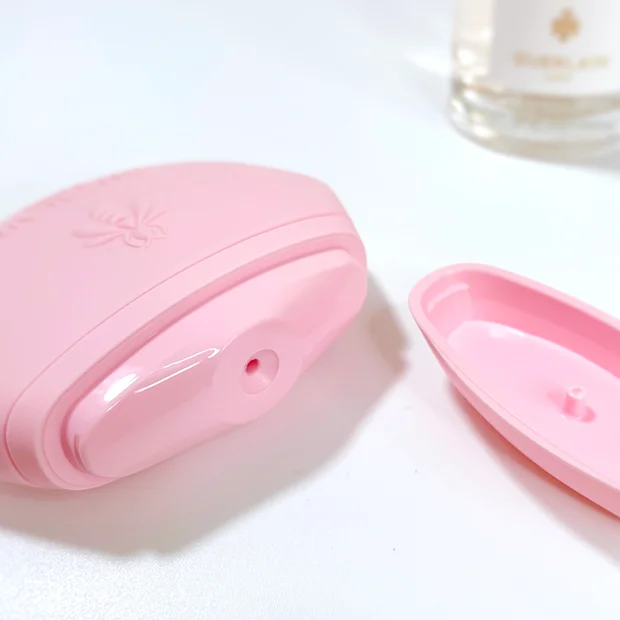 人気のフレグランスシリーズのハンドクリーム[アクア　アレゴリア　ハンドクリーム]



