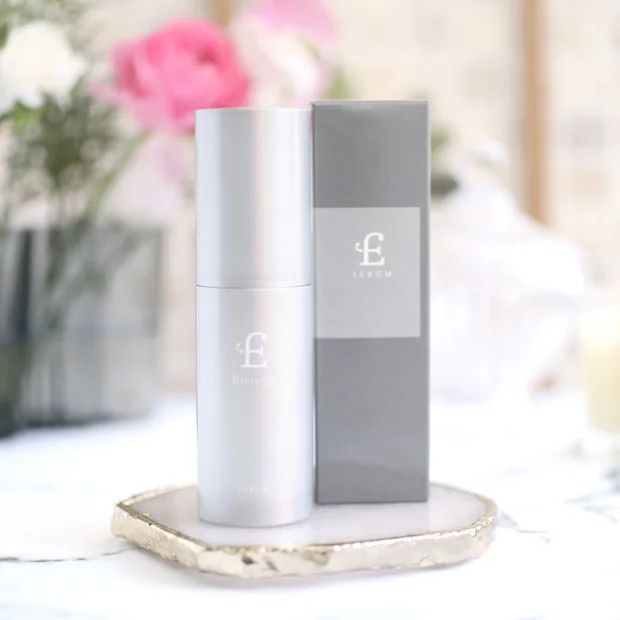 【幹細胞コスメ】肌の生まれ変わりに着目！「時のない肌」に導くご褒美スキンケアーエテルナム セラム