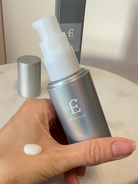 希少な美容成分がたっぷり！再生医療研究からから生まれた「エテルナム セラム」