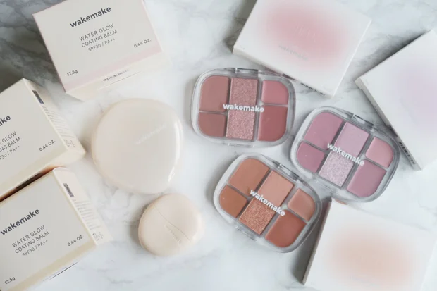 春のメイクを思いっきり楽しめる、とびっきり可愛いアイシャドウ・チーク