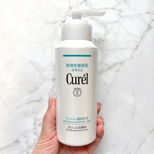小田切ヒロさんや神崎恵さんも愛用！キュレル「潤浸保湿 泡ジェル洗顔料（医薬部外品）」をレビュー
