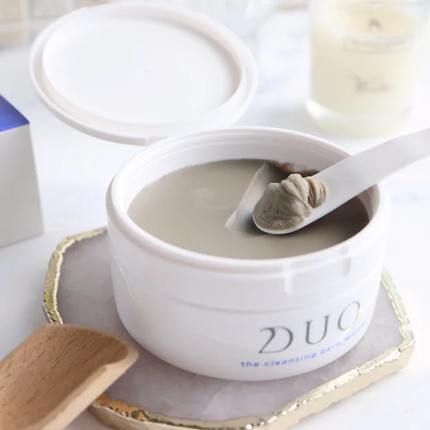３種のクレイとくすみケア成分で古い角質もすっきりオフ！１つで５役のDUOクレンジングバーム♡