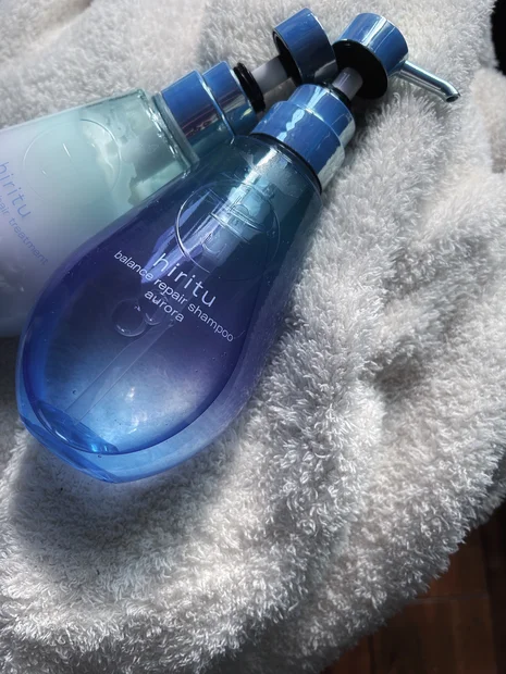 【ヒリツ（hiritu）オーロラシリーズ】でうるおいたっぷりのつや髪に！