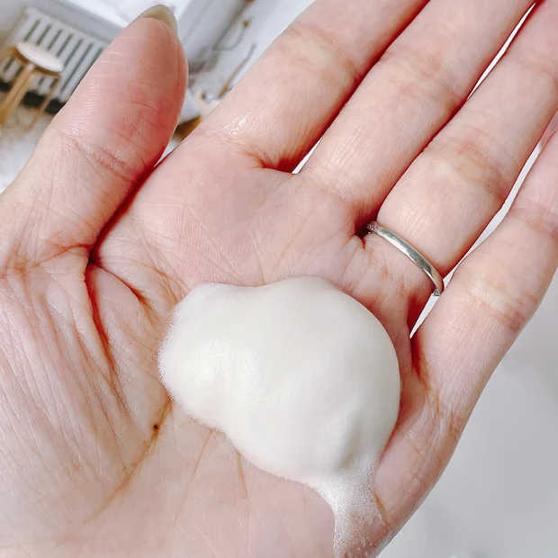 【ドクターケイ】ベスコス多数受賞！大人気の泡洗顔を乾燥肌が使ってみた｜どんな方におすすめ？