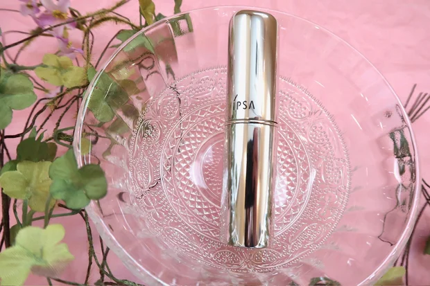 【乾燥対策】「イプサ ザ・タイムR デイエッセンススティックe」をご紹介します。