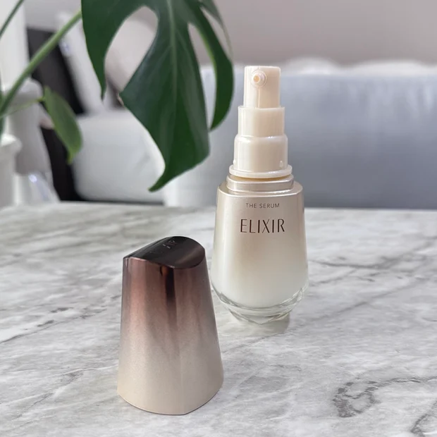 【効果的な使い方はこれ！】ベストスキンケア大賞受賞の高機能美容液エリクシール ザ セラム aa