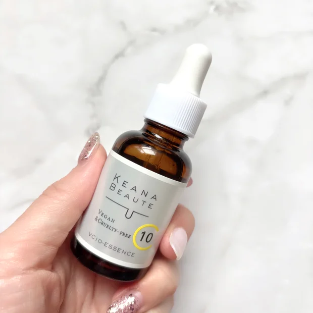 毛穴肌整う！「ケアナボーテ VC10濃美容液」をレビューします