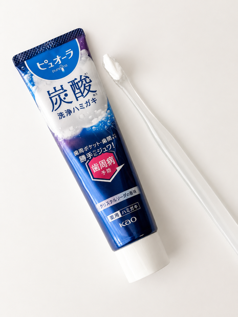 【花王 ピュオーラ 炭酸ハミガキ】シュワシュワ泡が歯間まで届く！成分・使用感を正直レビュー