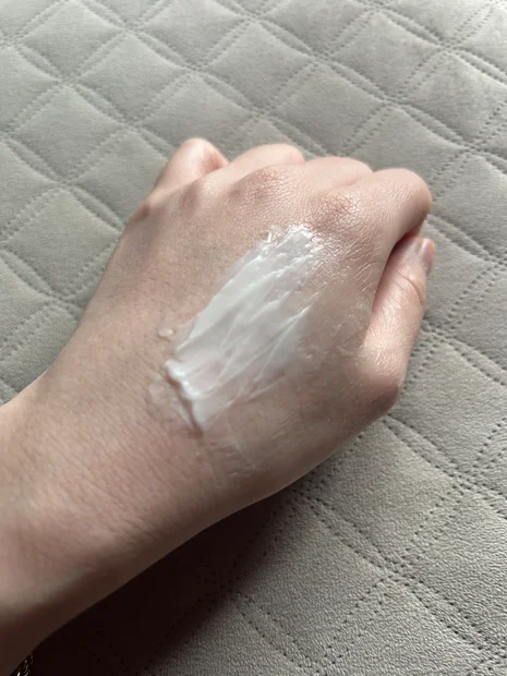 肌の引き締めとハリを実感！プロバイオダーム™ 3D リフティングクリームの魅力