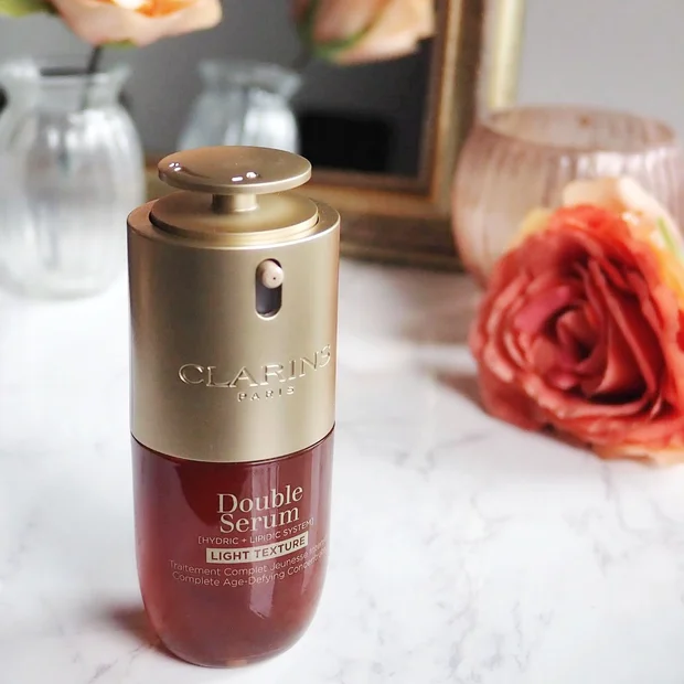 【ベスコス総なめ】神崎恵さん推しコスメ「クラランス ダブルセーラムライトADC」を徹底レビュー