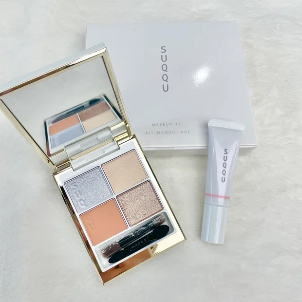 【SUQQUホリデーコレクション2025】イエベ春がレビュー！メイクアップキット〈光飾〉で叶える冬の幸福感メイク
