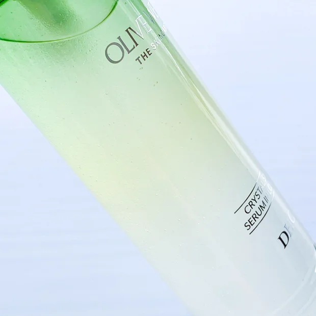 DHC クリスタルスキン エッセンスローションの魅力は？成分や特徴を解説