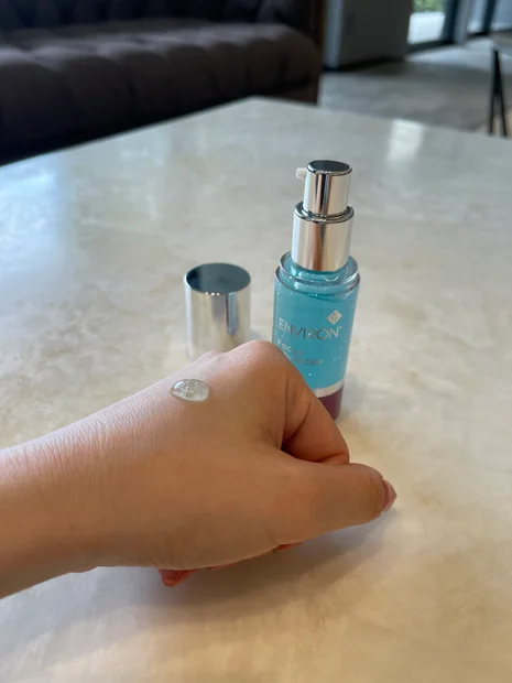 【確実に効果が出て大感動】私の人生を変えたブランド‘エンビロン‘の夜用美容液レポート！