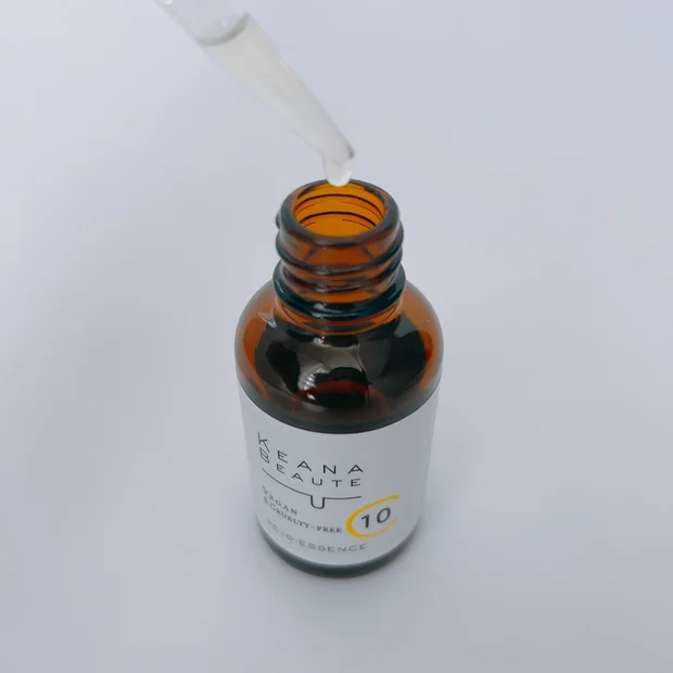 毛穴ケアに！ケアナボーテ VC10 濃美容液レビュー