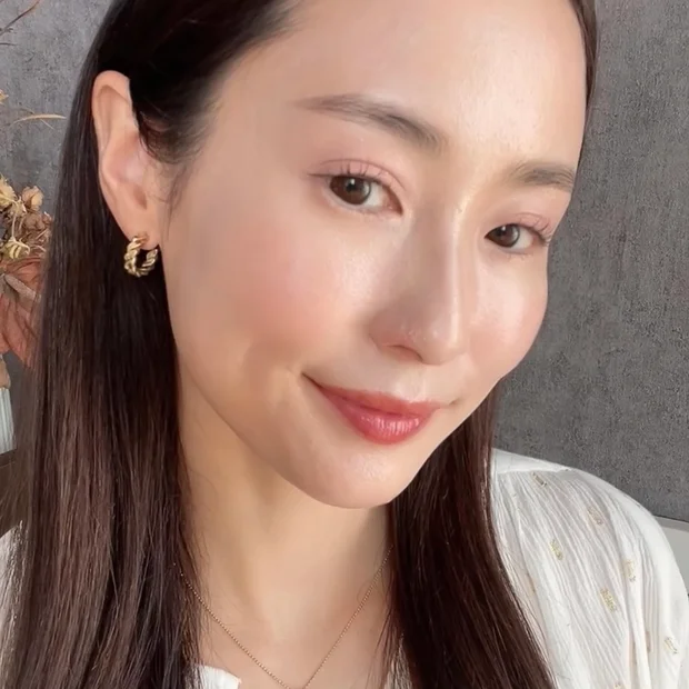 ウェイクメイクのソフトシアーマルチパレット＆ウォーターグロウバームファンデで旬の上級者顏♪