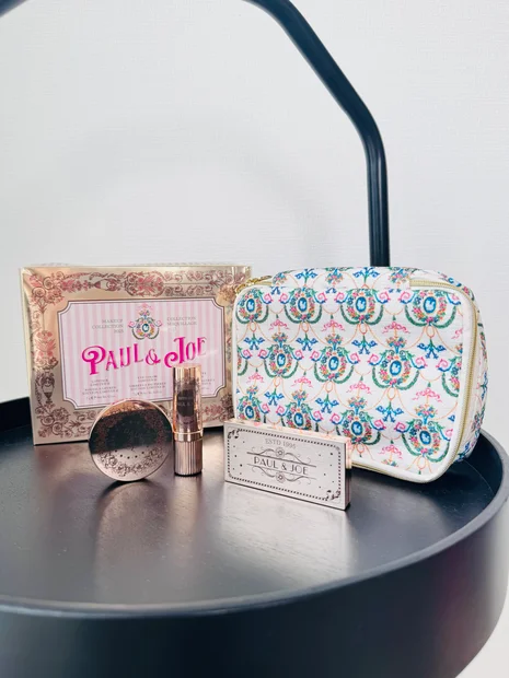 【ポール＆ジョー】メイクアップ コレクション 2025〈001 フラッパードレス〉をレビュー！限定のかわいさと上品さが両立するクリスマスコフレ☆