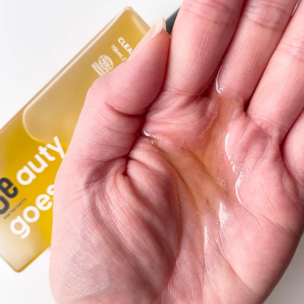 日本古来の発酵のチカラで生まれた成分配合【Be クレンジングオイル C】