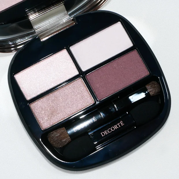 【徹底レビュー】コスメデコルテのアイシャドウパレットにブルベなブラウンがあるの知ってた？