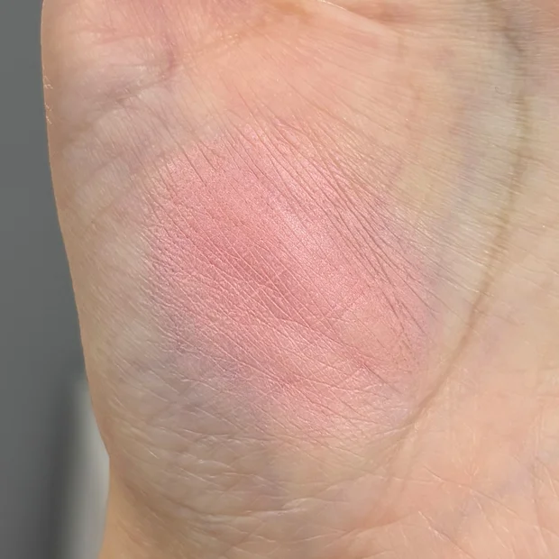 【キャンメイク】人気クリームチークの新色『24  ピーチムース』を他の色と比較してレビュー