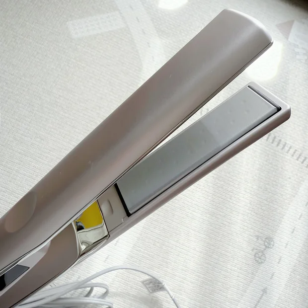 ケアレクト by プリュスオー スムースケアアイロンでサロン帰りの質感へ