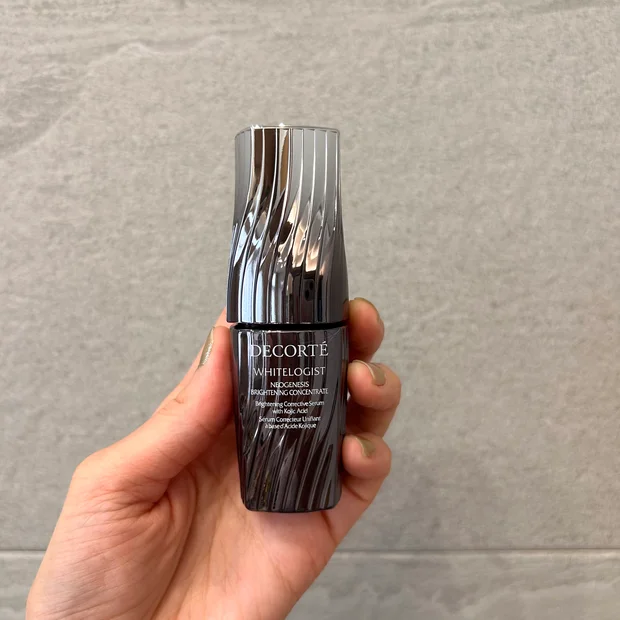 【MAQUIA ビューティオフ会&お土産レビュー!!】「コスメデコルテ」の大人気美白美容液を使ってみました♬