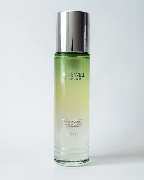 DHC初、1本2役の濃密セラム。潤いと透明感を叶えるクリスタルスキン 美容液 ローション



