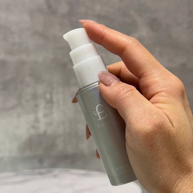 【エテルナムセラム】再生医療から生まれたどんな肌質でも心地よく使える美容液！使用感・口コミレビュー