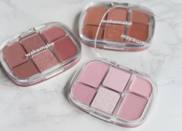 春のメイクを思いっきり楽しめる、とびっきり可愛いアイシャドウ・チーク