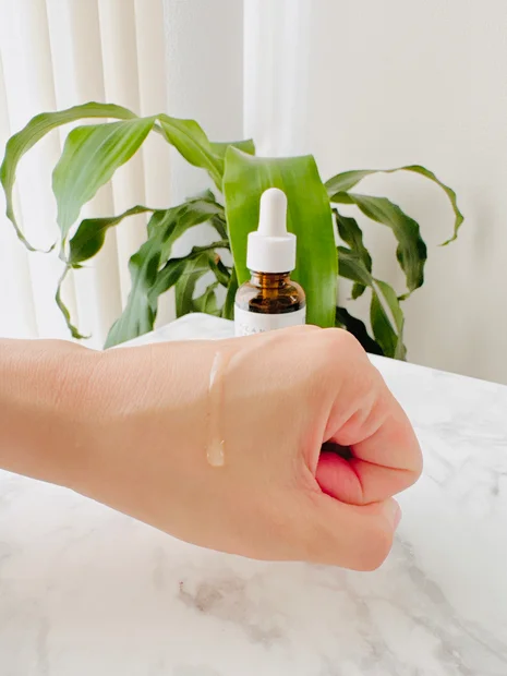 【“毛穴専門”スキンケアシリーズ】ケアナボーテ「VC10濃美容液」を使ってみました💛🌿