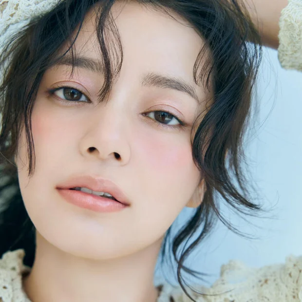 【ミルキーオレンジのリップ＆チーク】<br>ヘルシーなコントゥアメイクに最適