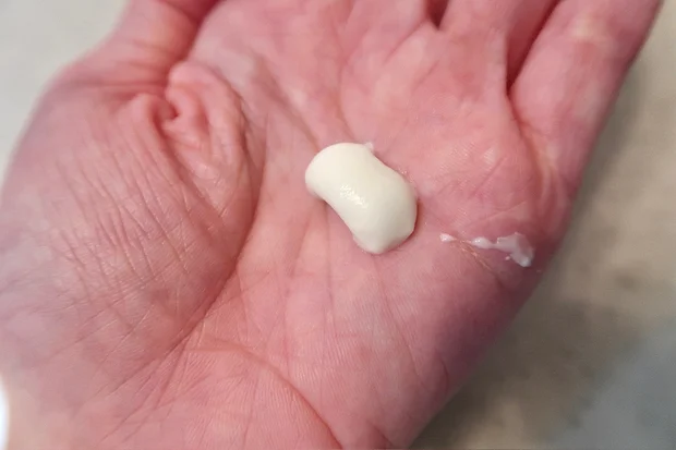 【絶対買うべき！】つけた瞬間さらさらでべたつかない「紫外線予防 さらさらUVジェルF」