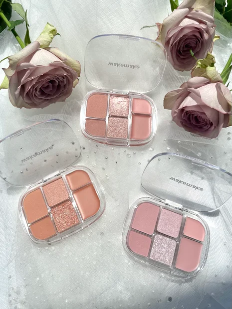 WAKEMAKEから水彩画パレットが新登場♡