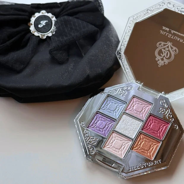 【8/31発売】ジルスチュアートの20周年記念限定パレットをレビュー！イエベブルベ別使い方も解説！