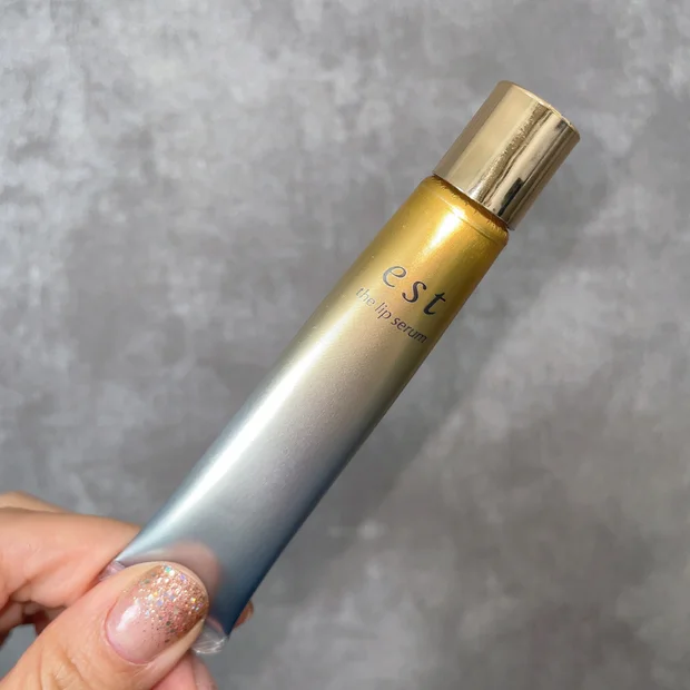 【唇の保湿ケア】色々試したけどもう浮気しない！エストのリップ美容液が一度塗れば最強に潤う！