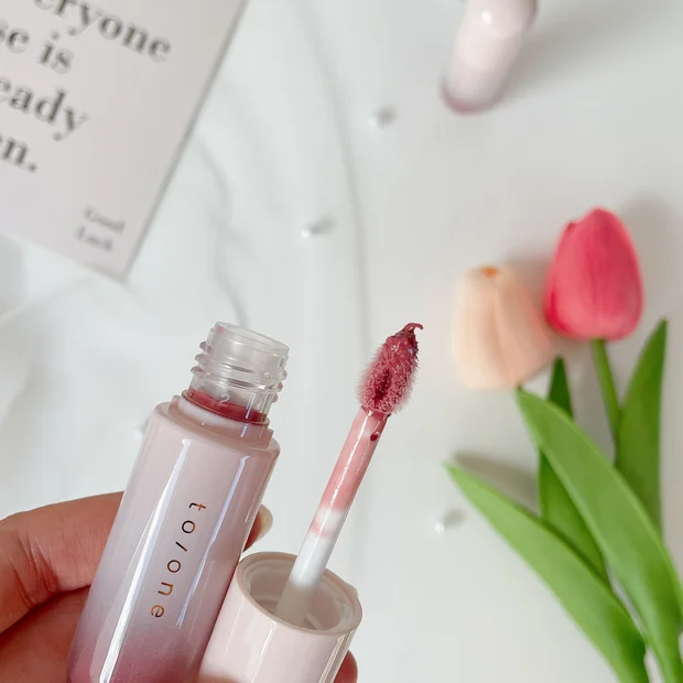 【トーン新作】秋コスメ「ブルーミングペタルグロス」｜イエベ・ブルベに似合うカラーをご紹介