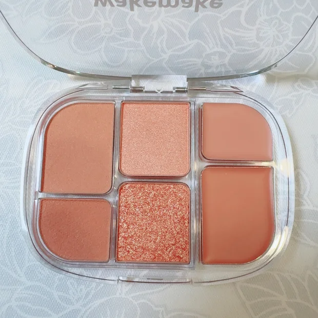 【メイク上級者顔に！】WAKE MAKEのソフトシアーマルチパレットでマットメイクからグロウメイクまで自由自在☆