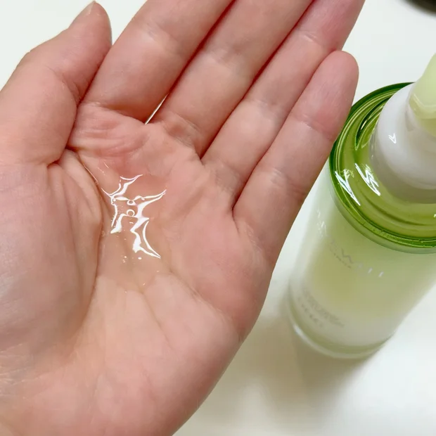 化粧水と美容液の1本2役！DHC初のセラムインローション