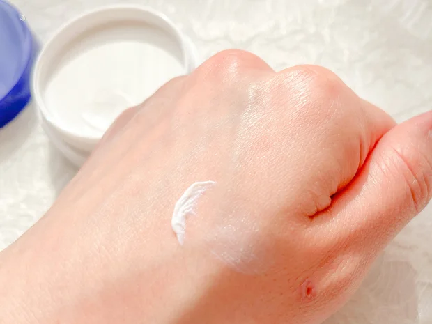 【敏感肌のお守り】肌バリアもカバーもお任せ!!皮膚の専門家と共同開発のエクスバリアから新登場した、この春オススメのアイテム。